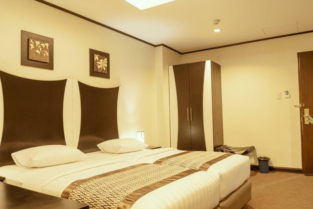 Casa Bocobo Hotel Manila Luaran gambar