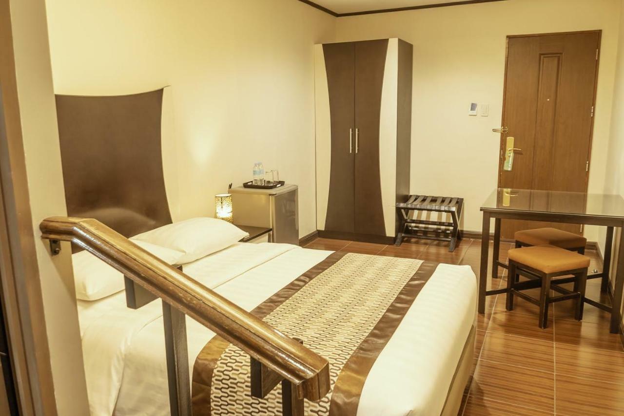Casa Bocobo Hotel Manila Luaran gambar